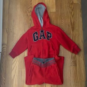 GAP Fleece sweatsuit